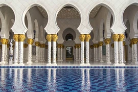 Những điều khiến Abu Dhabi hút du khách hơn Dubai