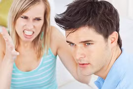 Vụ đầu độc chồng ở Lai Châu: Vợ từng ngoại tình, chồng rượu chè