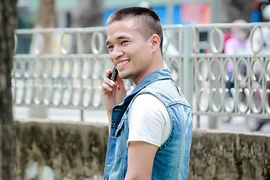 Thực hư chuyện Lệ Rơi xuống tóc đi tu 