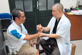 Bệnh nhân Parkinson hết “múa” nhờ phẫu thuật 