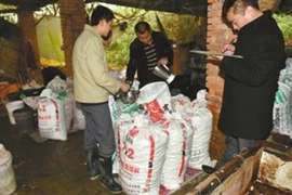 Kinh hoàng làm trắng khoai môn bằng chất gây mòn đường ruột