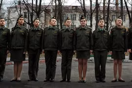 Chùm ảnh Trường huấn luyện quân sự thiếu niên ở Nga