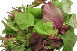 Đi tìm sự thật ăn rau dền bị cháy đen mặt