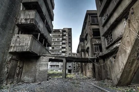 Những nơi bị đồn "ma trơi quỷ ám" nặng nhất thế giới 