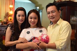 Đại gia Việt kiều chấp nhận ở rể vì quá yêu Trịnh Kim Chi