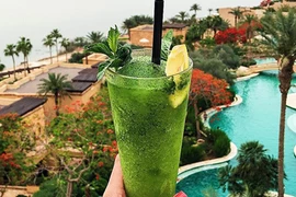 Cô gái chu du khắp thế giới để check-in đồ ăn ngon