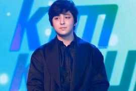 Fan sốc với hình ảnh xuống sắc của nhóm Super Junior