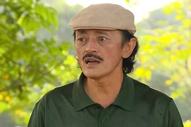 Giang Còi phải uống thuốc giảm đau khi đóng hài Tết 2017