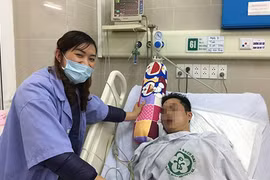 Bác sĩ bệnh viện Bạch Mai “bắt ma” cứu sống người bệnh