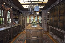 Mua căn nhà hoang 22.000 đồng, "phù phép" thành 53 tỷ đồng