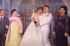 “Cười sái quai hàm” với ảnh trong đám cưới sao Việt