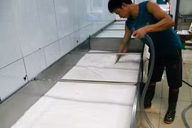 Cận cảnh quy trình sản xuất bún ở Hà Nội