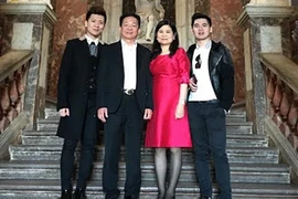 Con trai bầu Hiển sẵn sàng để bố hiến sạch gia sản