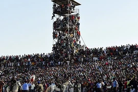 Bầu Đức khiếp sợ cảnh xem bóng đá Nam Định chẳng kém gì Nigeria