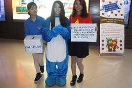 Linh Miu lên tiếng về chiến dịch lấy 5000 đồng/cái ôm