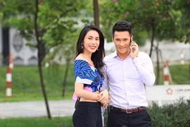 Thủy Tiên chi tiền “khủng” mua điện thoại Vertu tặng chồng 