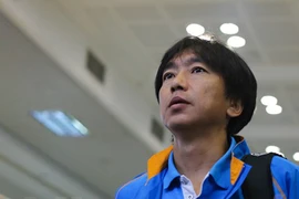 HLV Miura và U23 Việt Nam buồn thiu ngày trở về