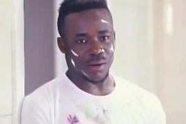 Quảng cáo của Trung Quốc phân biệt chủng tộc gây phẫn nộ