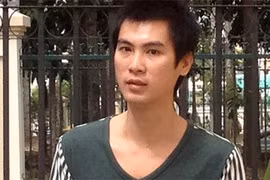 Trông chòi canh tôm, tranh thủ hiếp dâm nhiều lần bé 13 tuổi