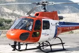 Trực thăng đón bệnh nhi rơi làm 7 người thiệt mạng