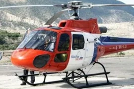Trực thăng đón bệnh nhi rơi làm 7 người thiệt mạng