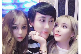 Chàng trai "ngoài hành tinh" sở hữu vóc dáng hết hồn