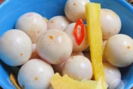 Cách ăn cà muối không gây hại sức khỏe