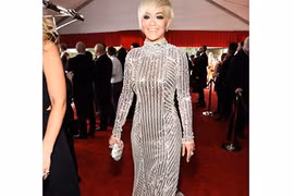 3 kiểu váy đang càn quét các thảm đỏ thời trang