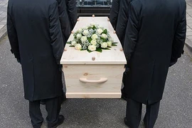 Bị chó cắn trọng thương, thiếu niên sống sót thần kỳ