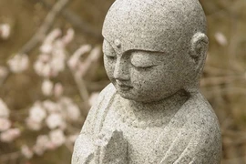 Làm việc thiện tâm không thiện, nghiệp ác theo đến 3 đời