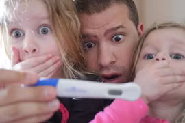 Cười nắc nẻ với thông báo mang thai cực độc