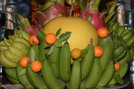 Những quả nên và không nên đặt trên bàn thờ ngày Tết 