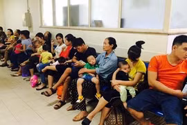 Sai lầm bố mẹ nào cũng mắc khiến con viêm phổi nặng