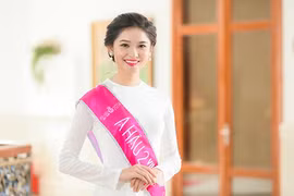 Hé lộ cách sống "bất thường" của á hậu Thùy Dung