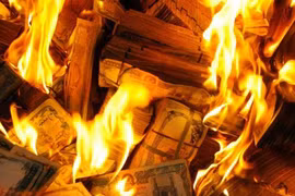 Bố mang 700 triệu cùng hỏa táng vì con trai bất hiếu