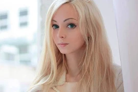 10 cô gái gây sợ hãi vì có vẻ ngoài giống hệt búp bê