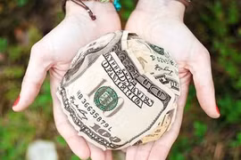 Đây là thói quen xấu khiến bạn nghèo không ngóc đầu lên được! 