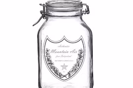 Thu không khí sạch trên núi, rao bán 3,7 triệu đồng/lít