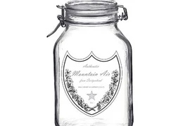 Thu không khí sạch trên núi, rao bán 3,7 triệu đồng/lít