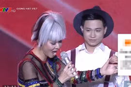 Chàng trai hát giọng nữ siêu ngọt gây “náo loạn” The Voice 2017