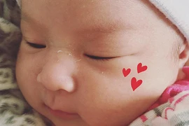 Ngắm con gái cực đáng yêu của Lam Trường - Yến Phương