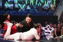 Chiêu trò của giám khảo: Nên chăng vừa đủ thì vui? 