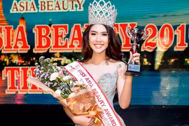 Tường Linh đăng quang Hoa hậu Sắc đẹp châu Á 2017