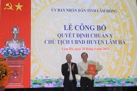 Lâm Đồng: Công bố quyết định chuẩn y Chủ tịch UBND huyện Lâm Hà