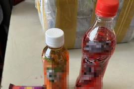 Lâm Đồng: Phát bánh kẹo trước cổng trường, một Công ty bị phạt 50 triệu đồng