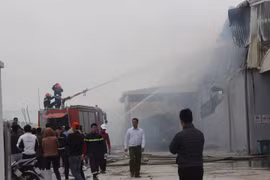 Cháy ngùn ngụt tại Công ty TNHH Bông Thái Bình