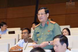 Xử lý người về hưu tránh “hạ cánh an toàn” sau…“chuyến tàu vét cuối cùng“