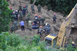 Ảnh: Lũ dữ khiến 124 người thương vong, mất tích, đâu đâu cũng cảnh đổ nát