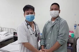 Cứu bệnh nhân ung thư phổi di căn tim, phổi kèm viêm gan B cấp