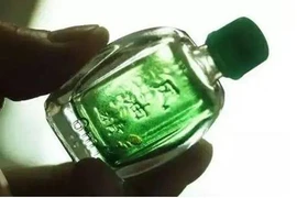 6 lợi ích khi nhỏ dầu gió vào rốn trước khi ngủ ít người biết